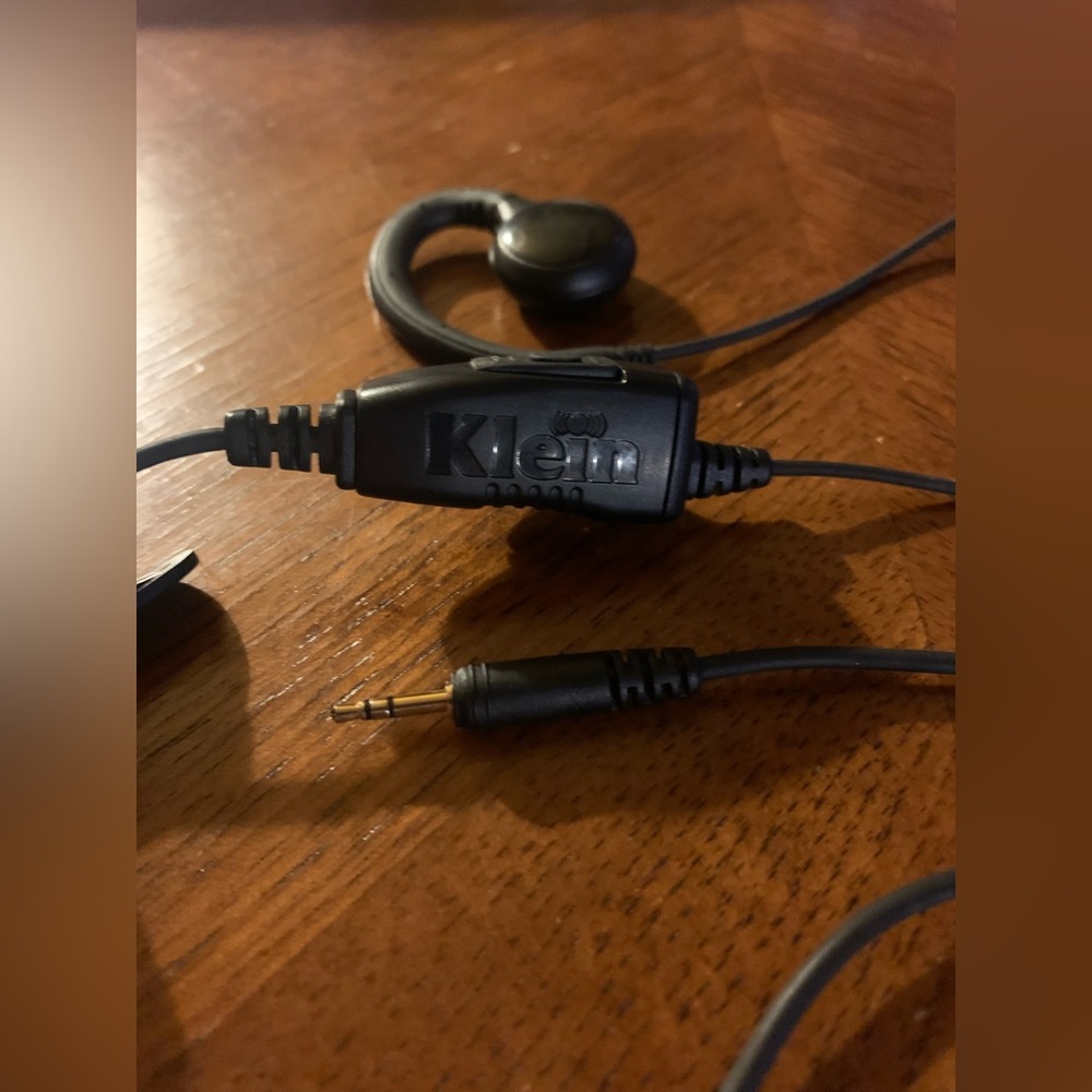 Klein Electronics Wire Earpiece